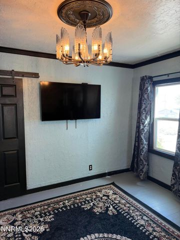 1021 NW Tonopah Avenue, Tonopah, NV 89049