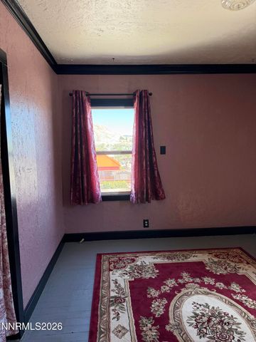 1021 NW Tonopah Avenue, Tonopah, NV 89049