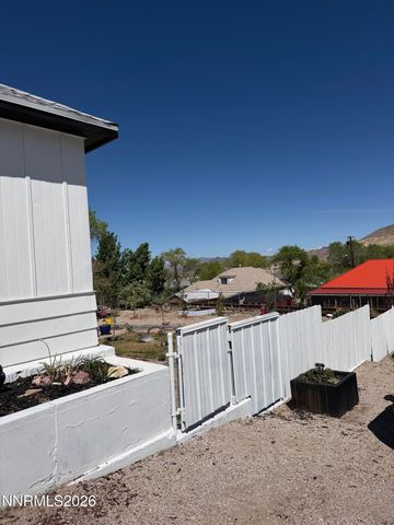 1021 NW Tonopah Avenue, Tonopah, NV 89049