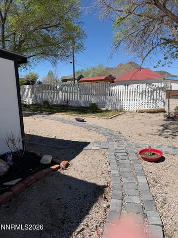 1021 NW Tonopah Avenue, Tonopah, NV 89049