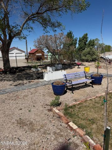 1021 NW Tonopah Avenue, Tonopah, NV 89049