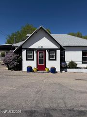 1021 NW Tonopah Avenue, Tonopah, NV 89049