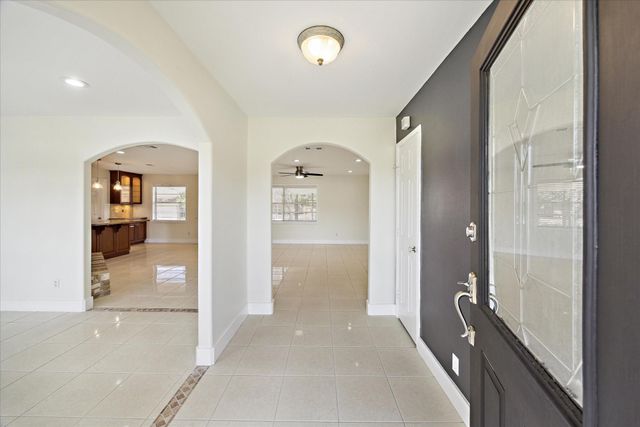 4530 T C Jester Boulevard, Houston, TX 77018