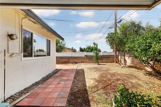 587 Sycamore Avenue, Claremont, CA 91711