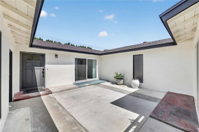 587 Sycamore Avenue, Claremont, CA 91711