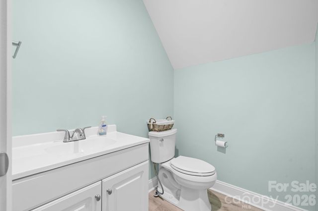 4850 Woodwinds Drive NE, Hickory, NC 28601