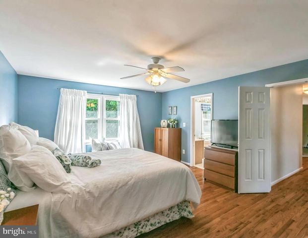 16068 HAYES LN, Woodbridge, VA 22191