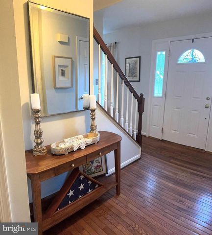 16068 HAYES LN, Woodbridge, VA 22191