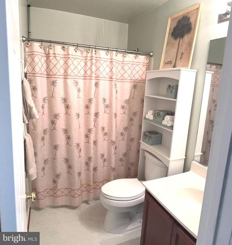16068 HAYES LN, Woodbridge, VA 22191