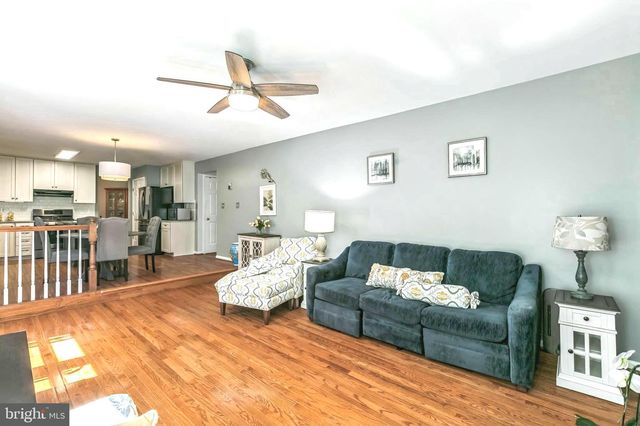 16068 HAYES LN, Woodbridge, VA 22191