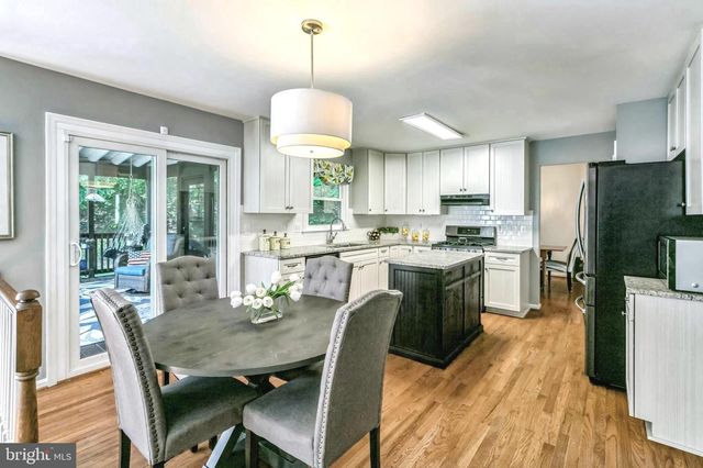 16068 HAYES LN, Woodbridge, VA 22191