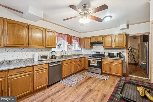 4725 ROSEHILL ST, Philadelphia, PA 19120