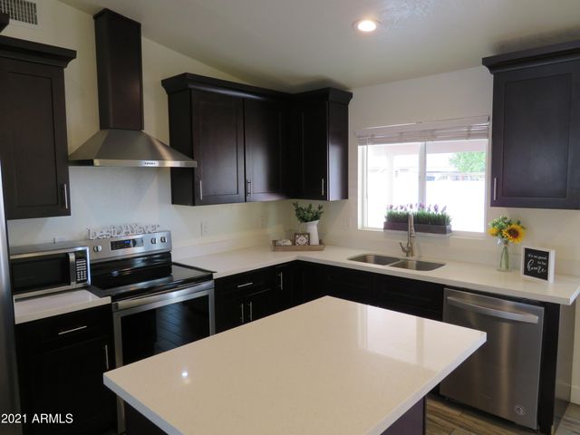 2156 E JEROME Avenue, Mesa, AZ 85204