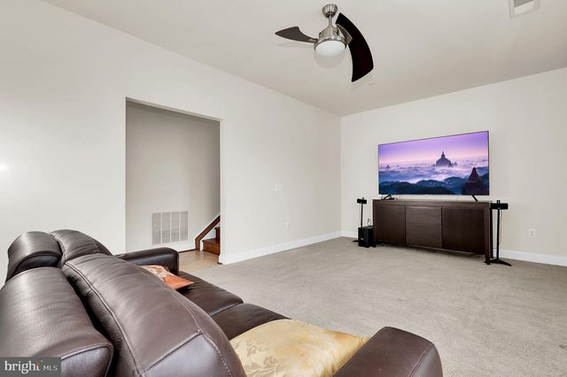 5846 DONOVAN LN, Ellicott City, MD 21043