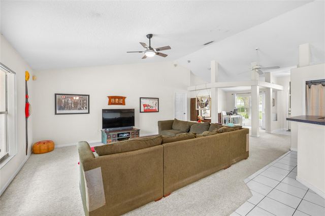 1839 QUEEN PALM DRIVE, Apopka, FL 32712