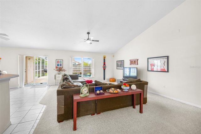 1839 QUEEN PALM DRIVE, Apopka, FL 32712