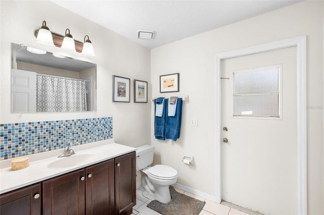 1839 QUEEN PALM DRIVE, Apopka, FL 32712