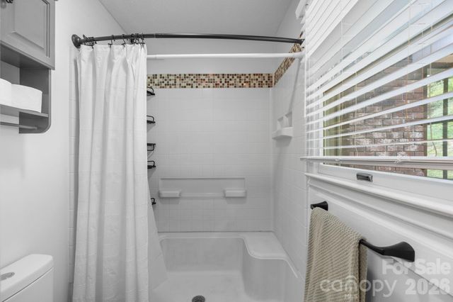 44 Green Drive, Waynesville, NC 28785