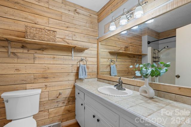 44 Green Drive, Waynesville, NC 28785
