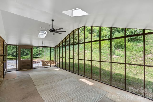 44 Green Drive, Waynesville, NC 28785