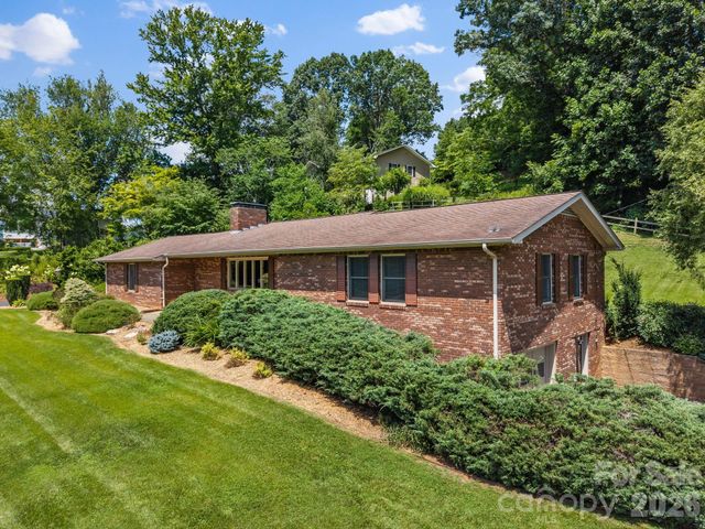 44 Green Drive, Waynesville, NC 28785