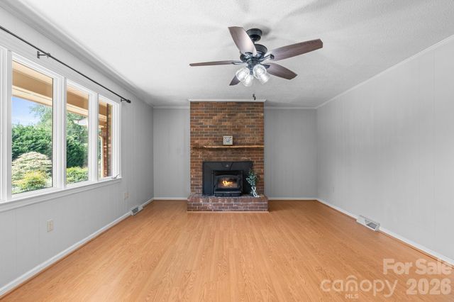 44 Green Drive, Waynesville, NC 28785