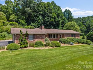 44 Green Drive, Waynesville, NC 28785