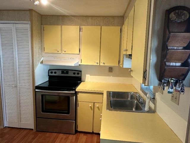 8435 E Club Road, Boca Raton, FL 33433