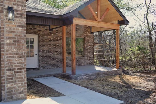 1123 E Carmichael Road, Cabot, AR 72023