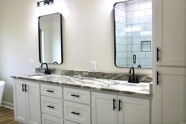 1123 E Carmichael Road, Cabot, AR 72023