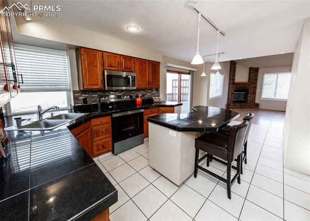 4560 Winthrop Way, Colorado Springs, CO 80920