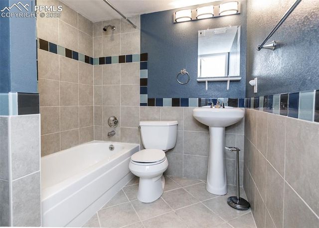 4560 Winthrop Way, Colorado Springs, CO 80920