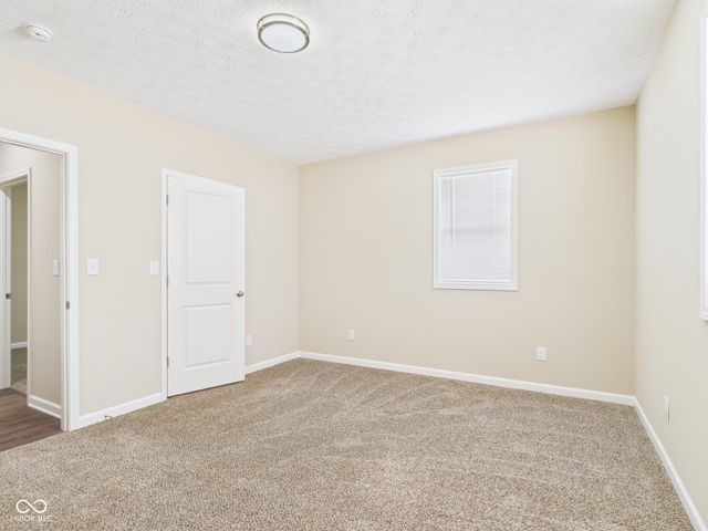 2205 Nichol Avenue, Anderson, IN 46016