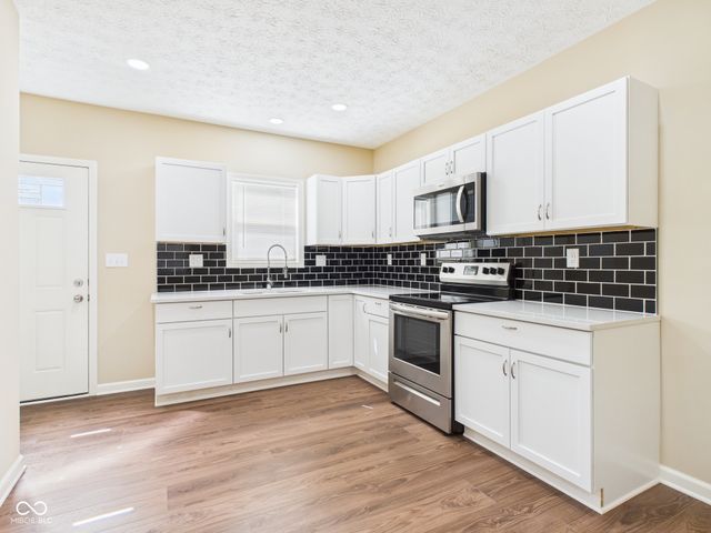 2205 Nichol Avenue, Anderson, IN 46016