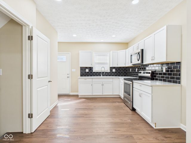 2205 Nichol Avenue, Anderson, IN 46016