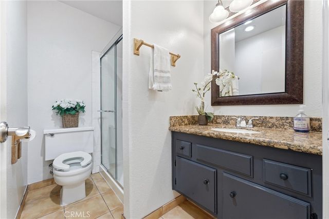 5872 Meadowbrook Drive, Huntington Beach, CA 92649