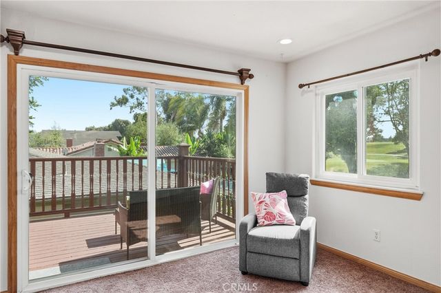 5872 Meadowbrook Drive, Huntington Beach, CA 92649