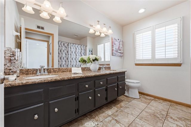 5872 Meadowbrook Drive, Huntington Beach, CA 92649