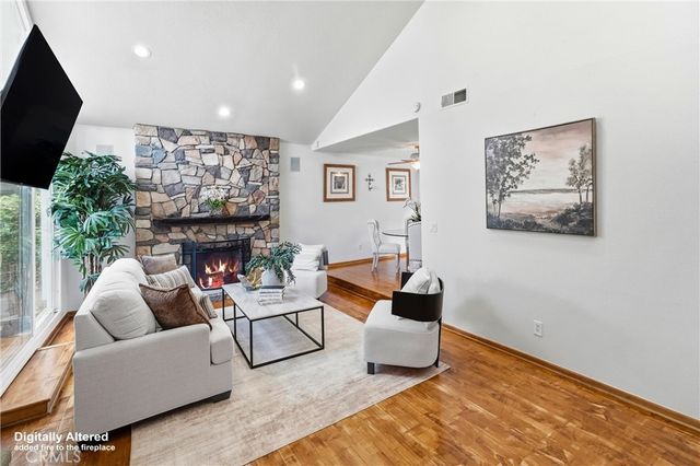5872 Meadowbrook Drive, Huntington Beach, CA 92649