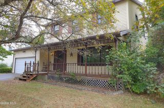 138 Hathorn Boulevard, Saratoga Springs, NY 12866