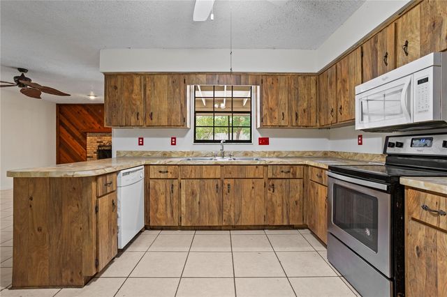 1949 DUPONT COURT, Deltona, FL 32725