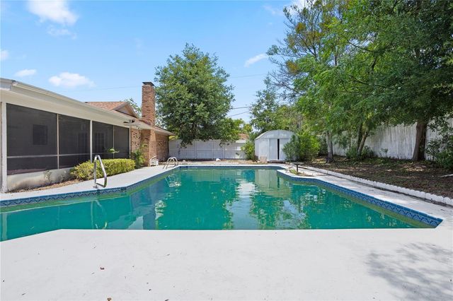 1949 DUPONT COURT, Deltona, FL 32725