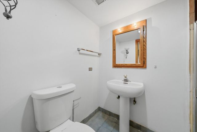 7825 W Cressett Drive, Elmwood Park, IL 60707