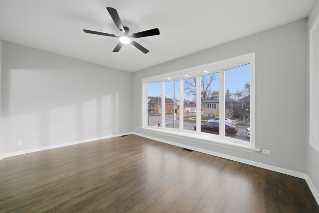 7825 W Cressett Drive, Elmwood Park, IL 60707