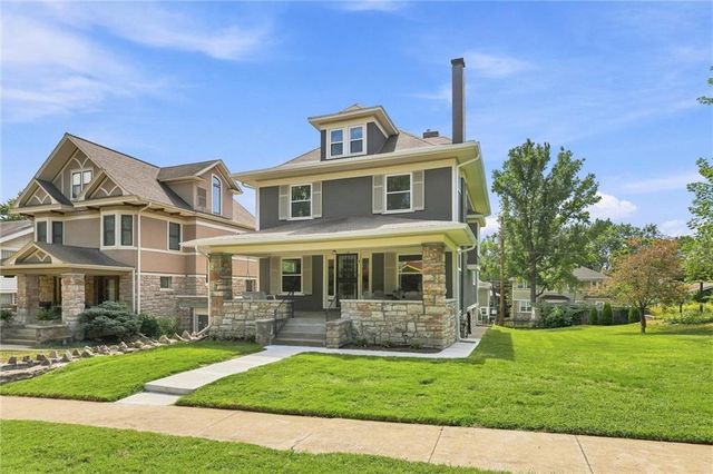 15 E 54TH Street, Kansas City, MO 64112