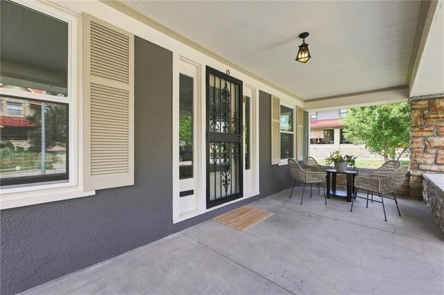 15 E 54TH Street, Kansas City, MO 64112