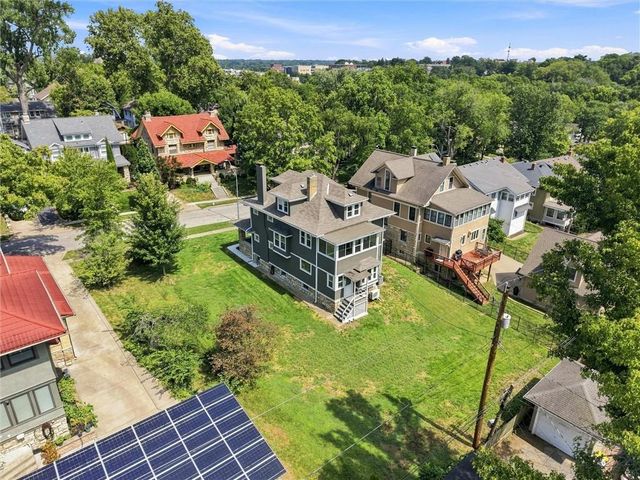 15 E 54TH Street, Kansas City, MO 64112