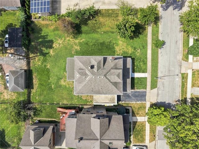 15 E 54TH Street, Kansas City, MO 64112