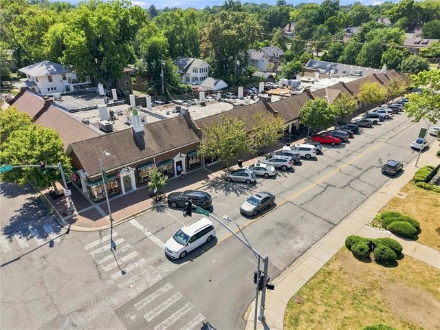 15 E 54TH Street, Kansas City, MO 64112