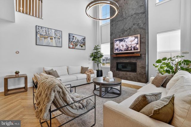 22069 CLARKSBURG RD, Clarksburg, MD 20871